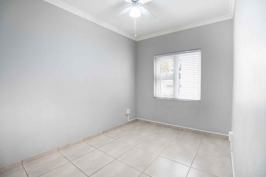 To Let 3 Bedroom Property for Rent in Klein Parys Western Cape